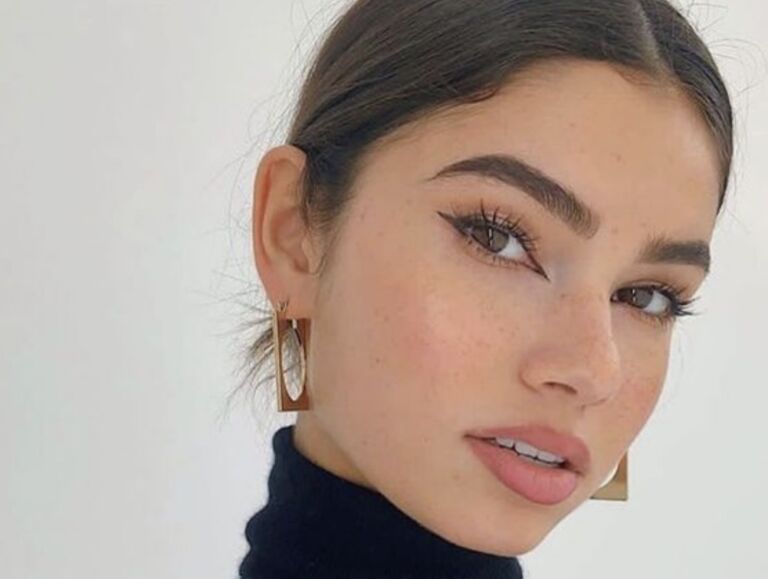 Wij zijn fan: de clean make-up look is weer helemaal terug van weggeweest