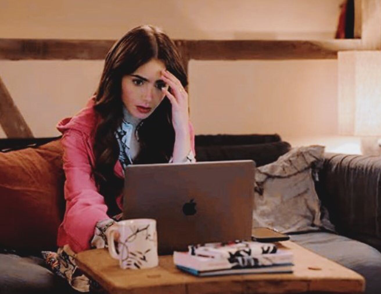 Lekker dan: we spreken de naam Emily in Paris verkeerd uit