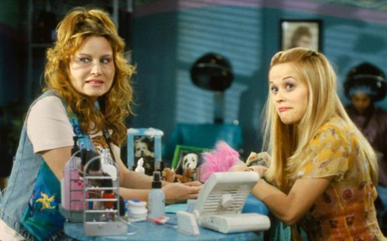 Je moet NU stoppen met het afkrabben van je nagellak en dit is waarom