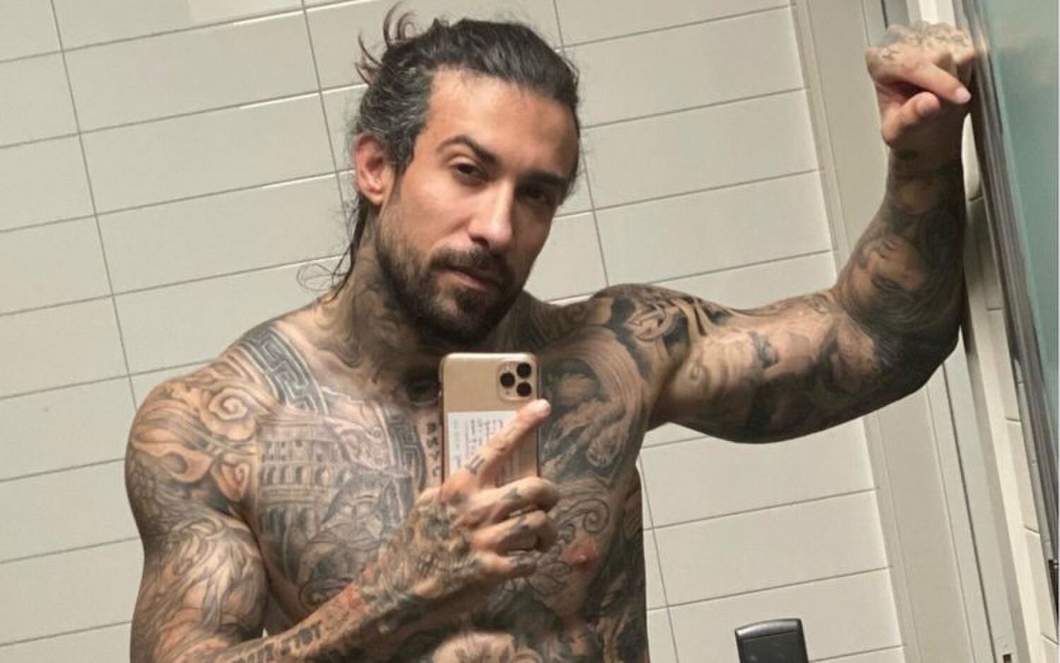 OMG! Fabrizio gespot met deze oud-Bachelor deelneemster