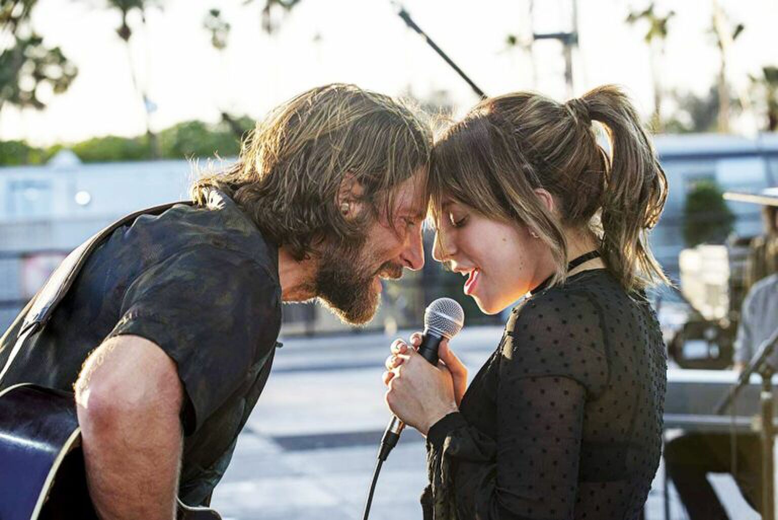 Dit absurde bedrag geeft Bradley Cooper maandelijks uit aan zijn uiterlijk