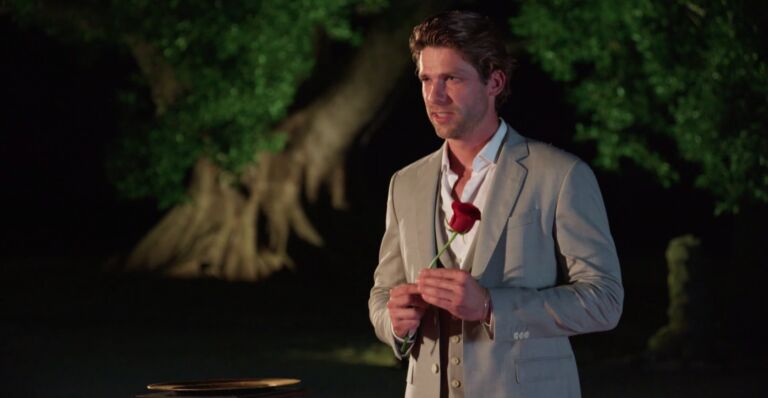 Meest besproken dame uit De Bachelor moet toch echt naar huis