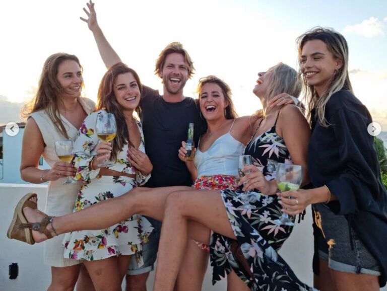 Omg! Thomas geeft uniek cadeau aan Merel