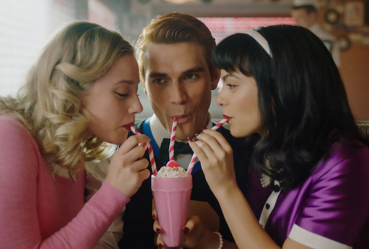 Trommel je vriendinnen op: deze roze freakshake moeten jullie &eacute;cht proberen