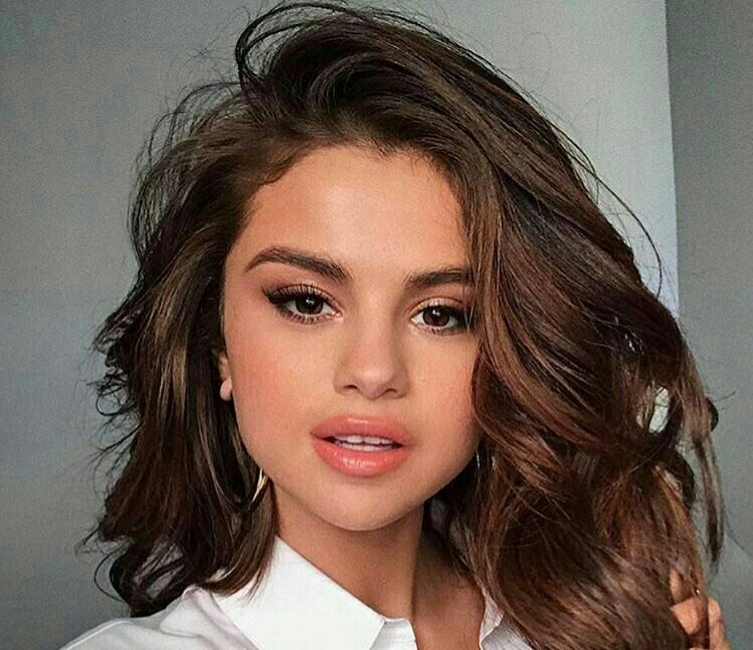 Dit zijn d&eacute; haartrends van de zomer van 2022!