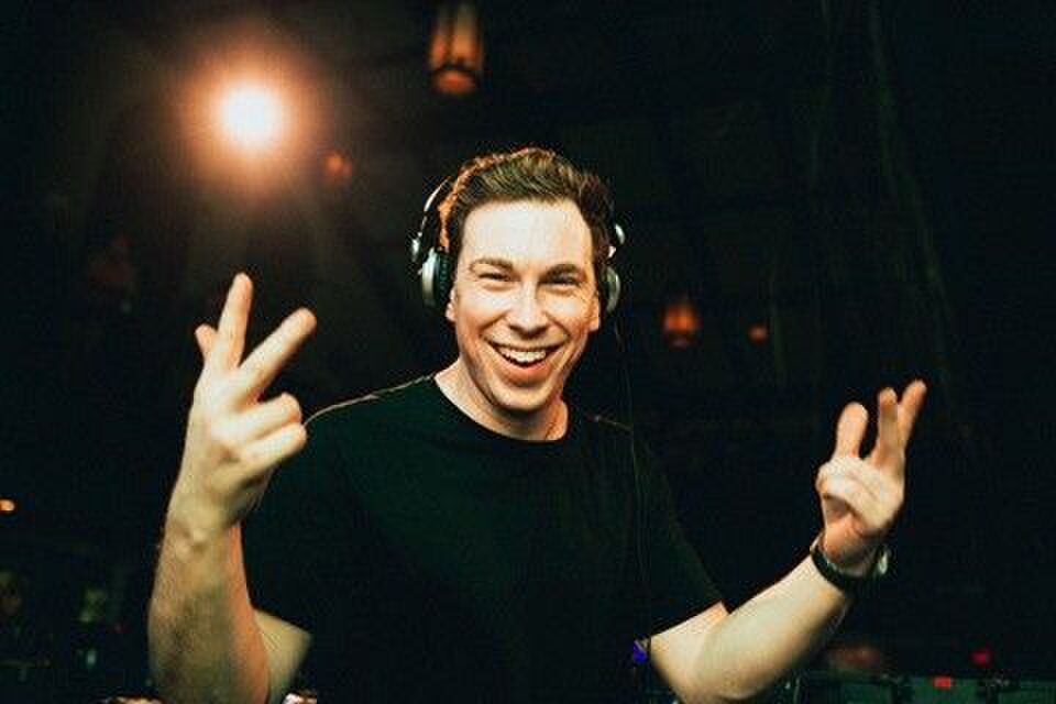 Breaking: DJ Hardwell maakt een comeback!