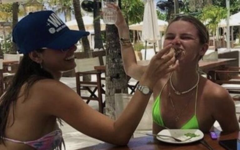 Waarom jij deze zomer een reis moet maken met je BFF