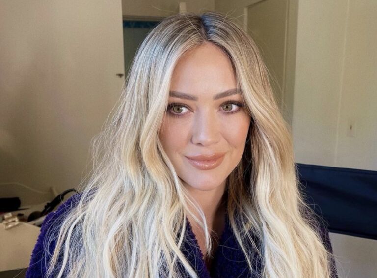 Hilary Duff showt haar prachtige lichaam op de cover van Women&rsquo;s Health