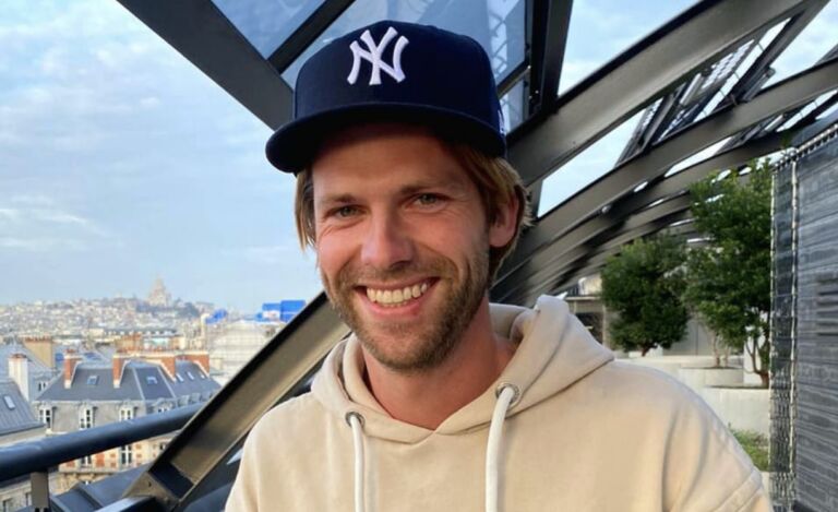 Thomas van der Vlugt uit de kleren! Dit wil je zien!