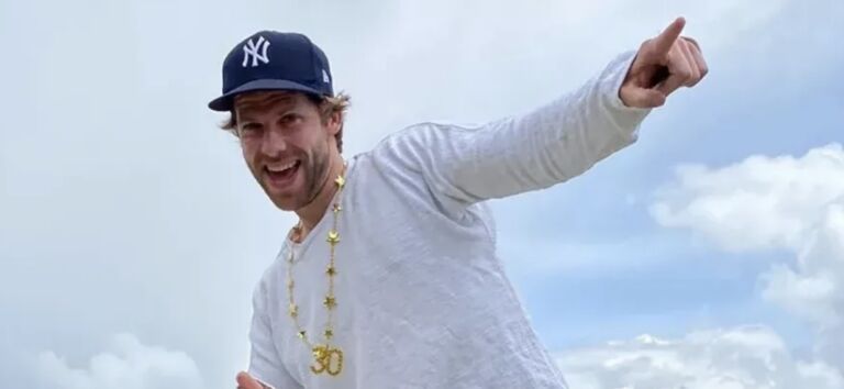 Thomas van der Vlugt over zijn libido tijdens de Bachelor: &ldquo;een villa vol knappe dames&rdquo;