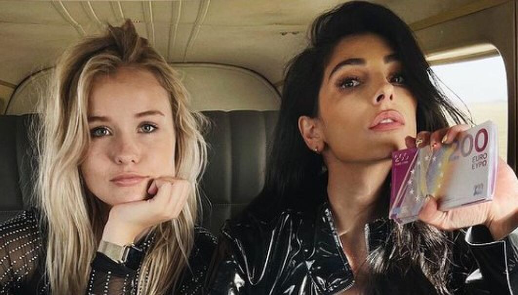 Wait, what? BN&rsquo;ers krijgen betaald om te posten over docu Anna Nooshin