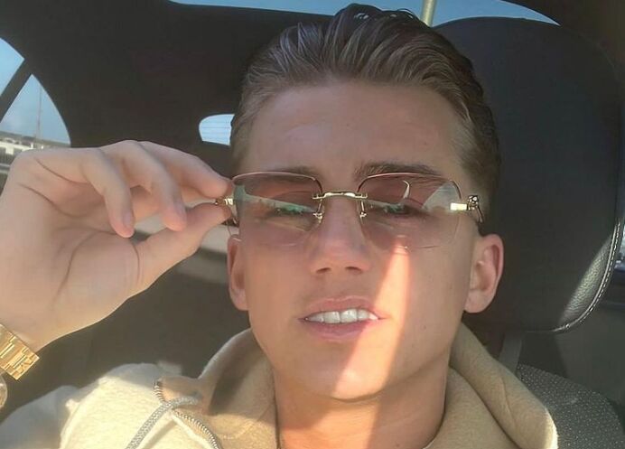 WOW! Dit is de reden dat Mart Hoogkamer zijn show na 16 seconden stopte