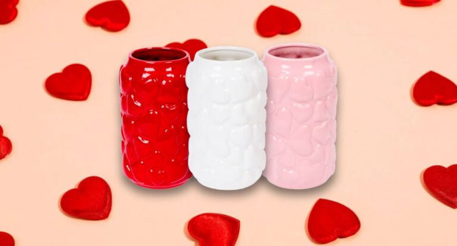 Schattig! Deze Action-vaas past goed bij de rozen die je krijgt op Valentijnsdag