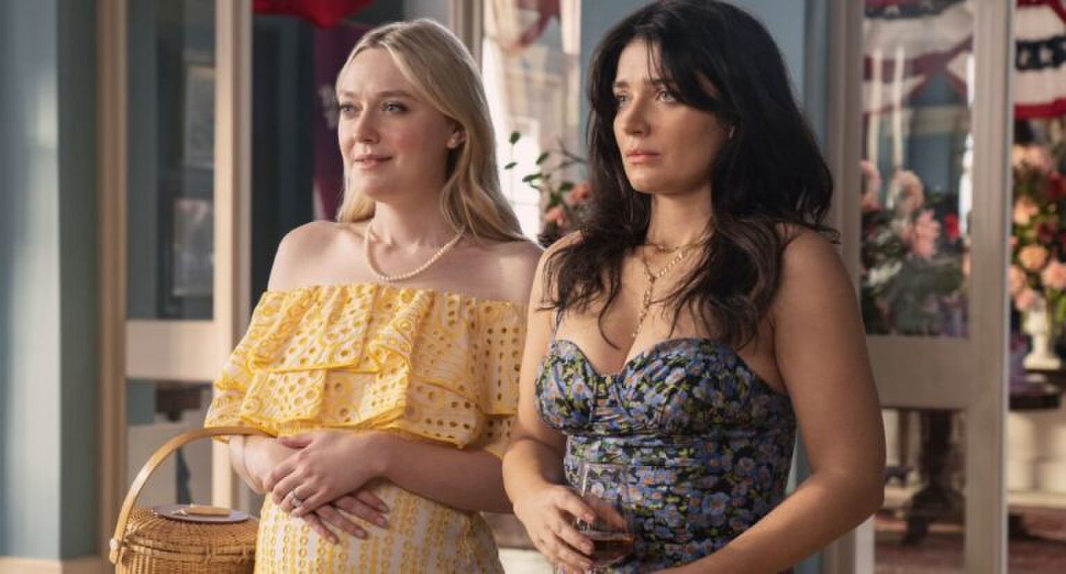 Scene uit The Perfect Couple op Netflix.