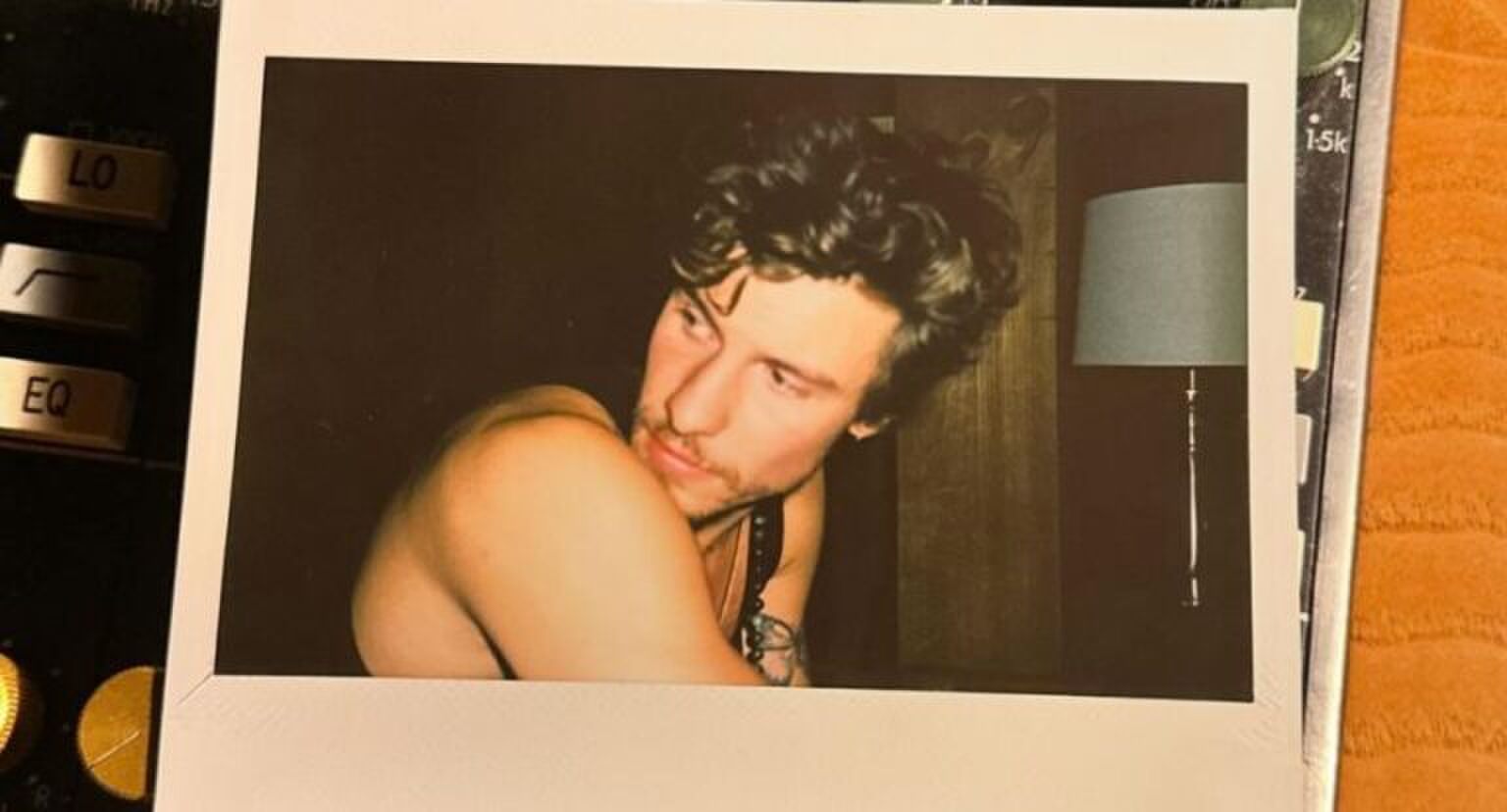 Polaroid van Shawn Mendes.