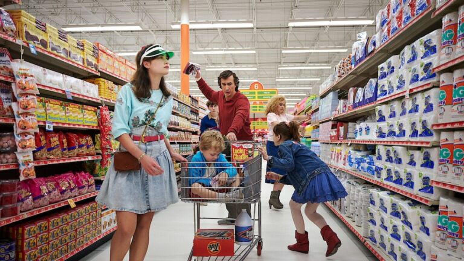 Scène uit White Noise waar ze in een supermarkt zijn.