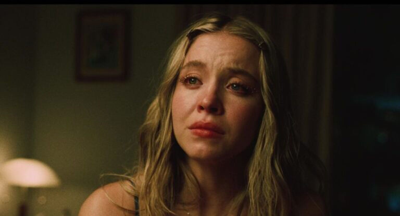 Meisje met tranen in haar ogen.