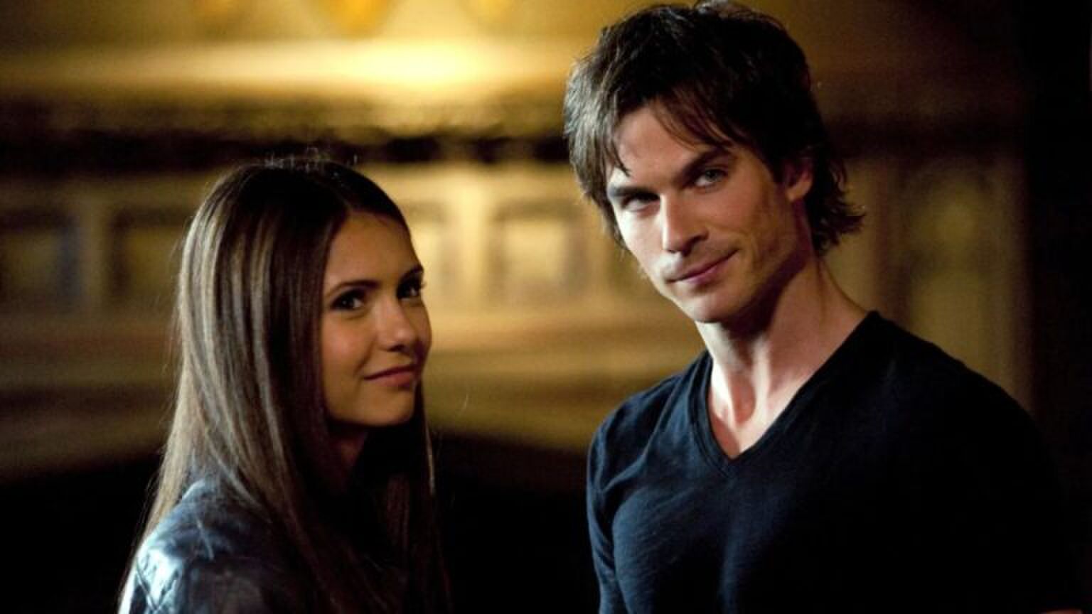 Elena en Damon uit The Vampire Diaries.
