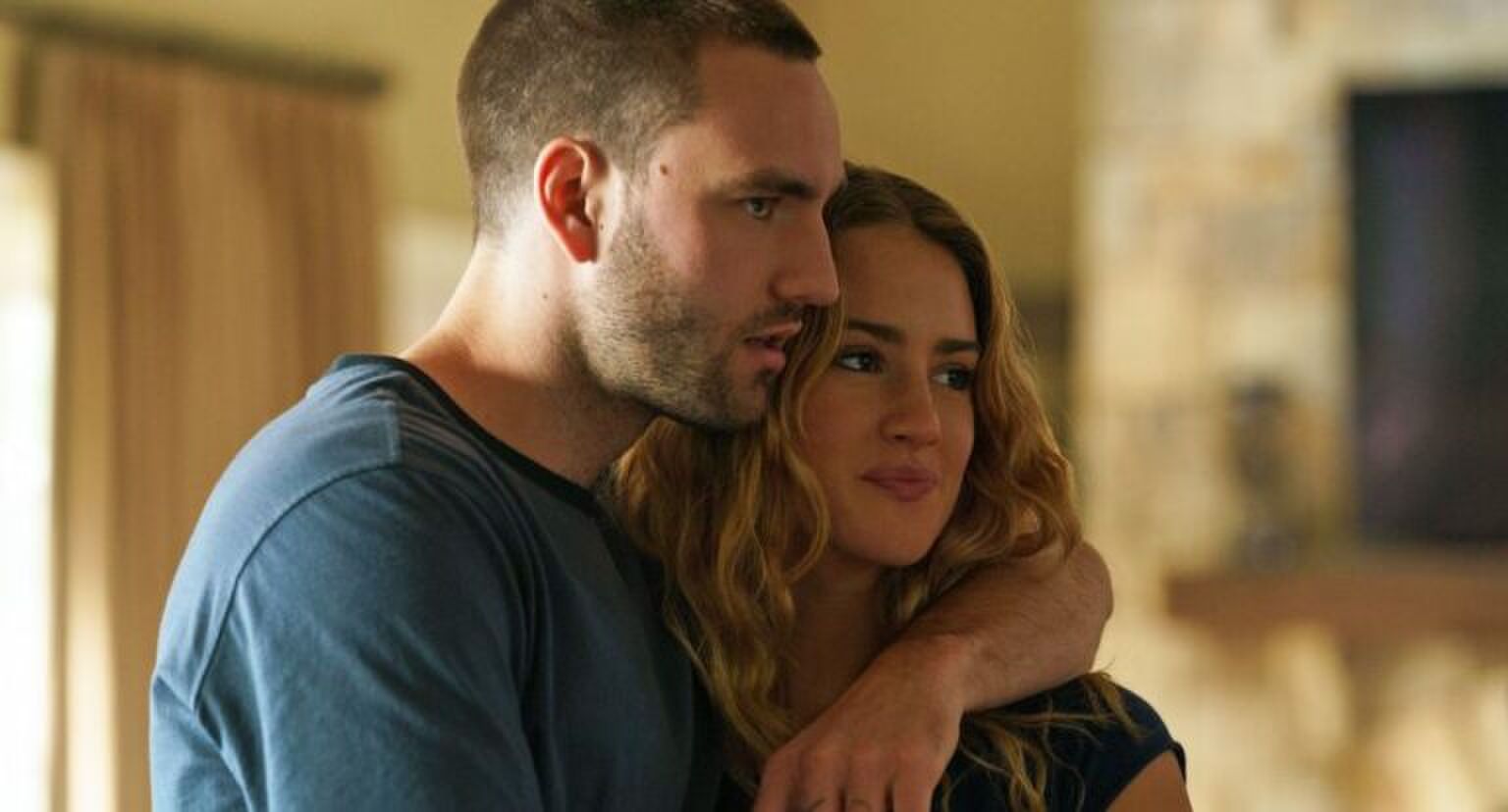 Lucy en Steven in Tell Me Lies.