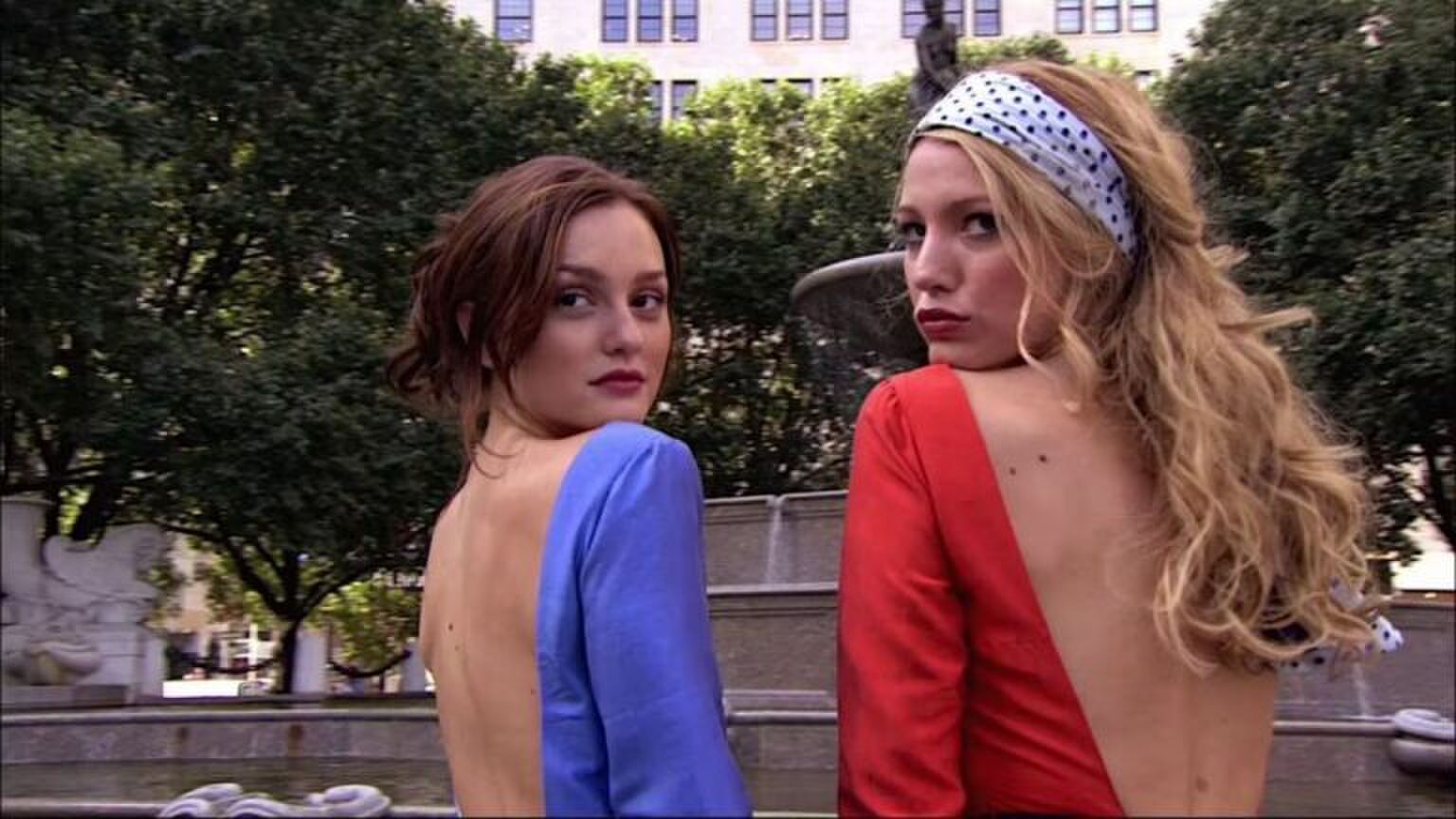 Blair en Serena uit Gossip Girl.