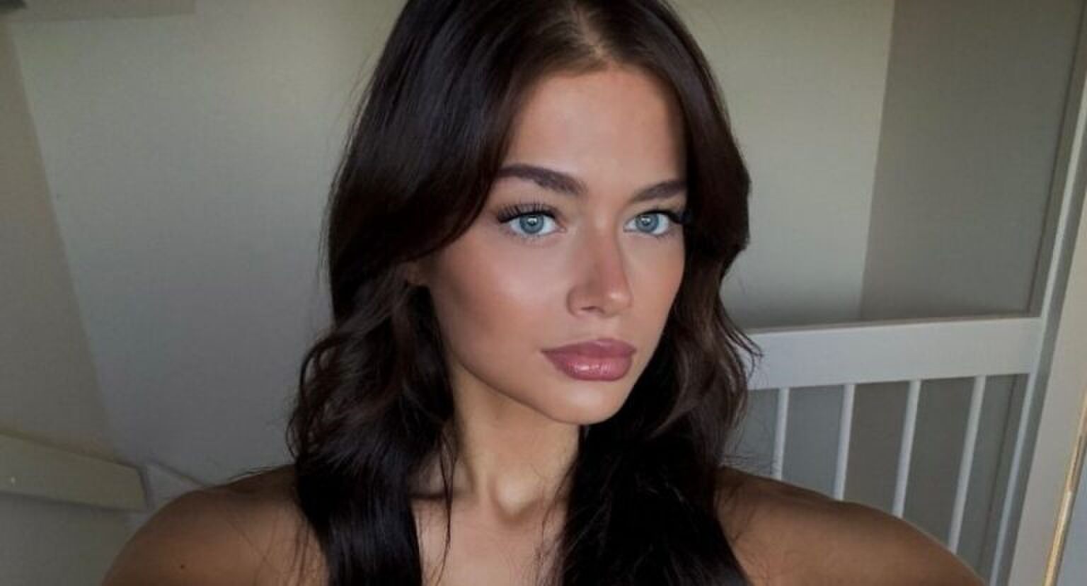 Stefania maakt een selfie.