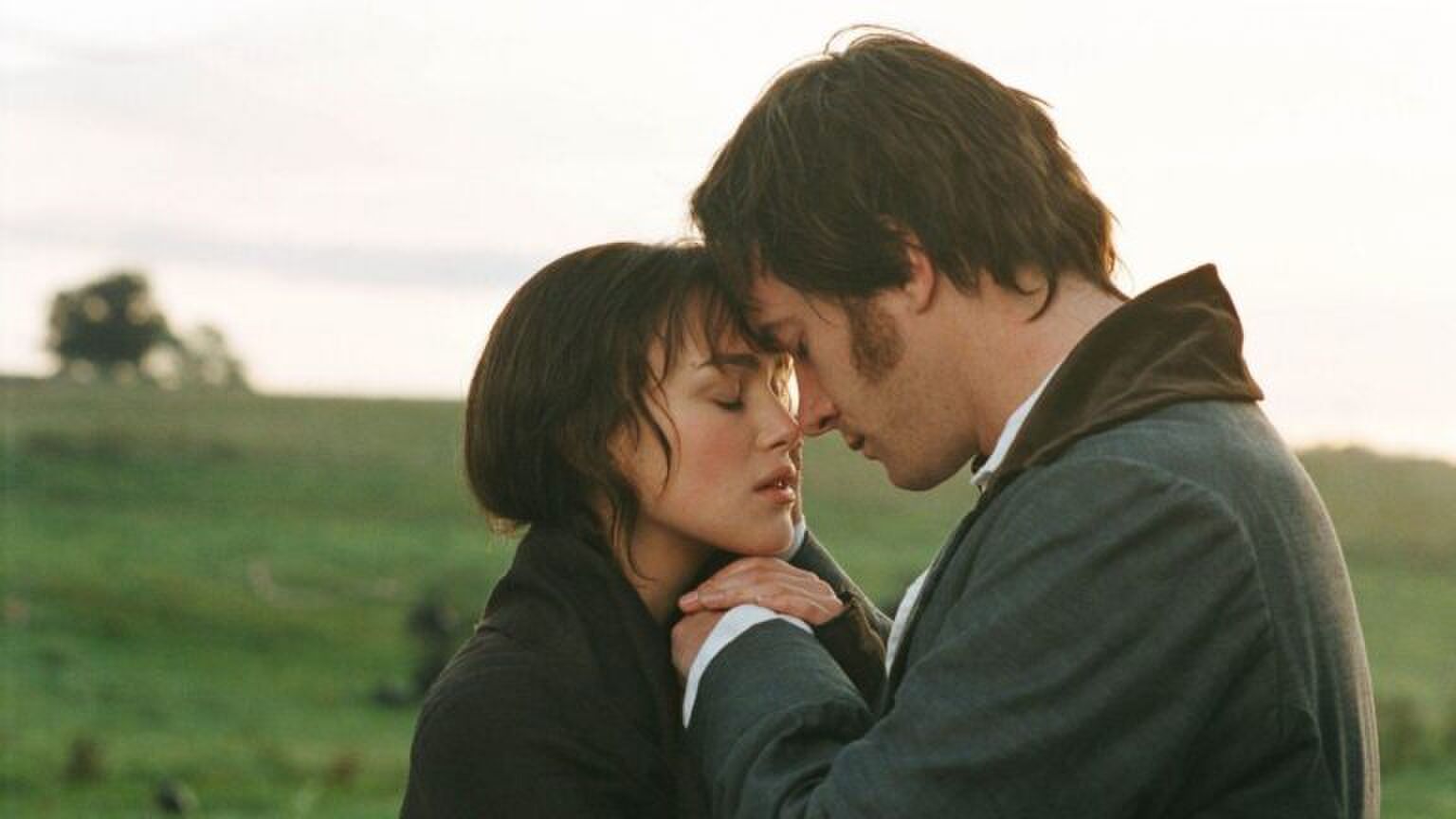 Keira Knightley and Matthew Macfadyen in: Pride & Prejudice