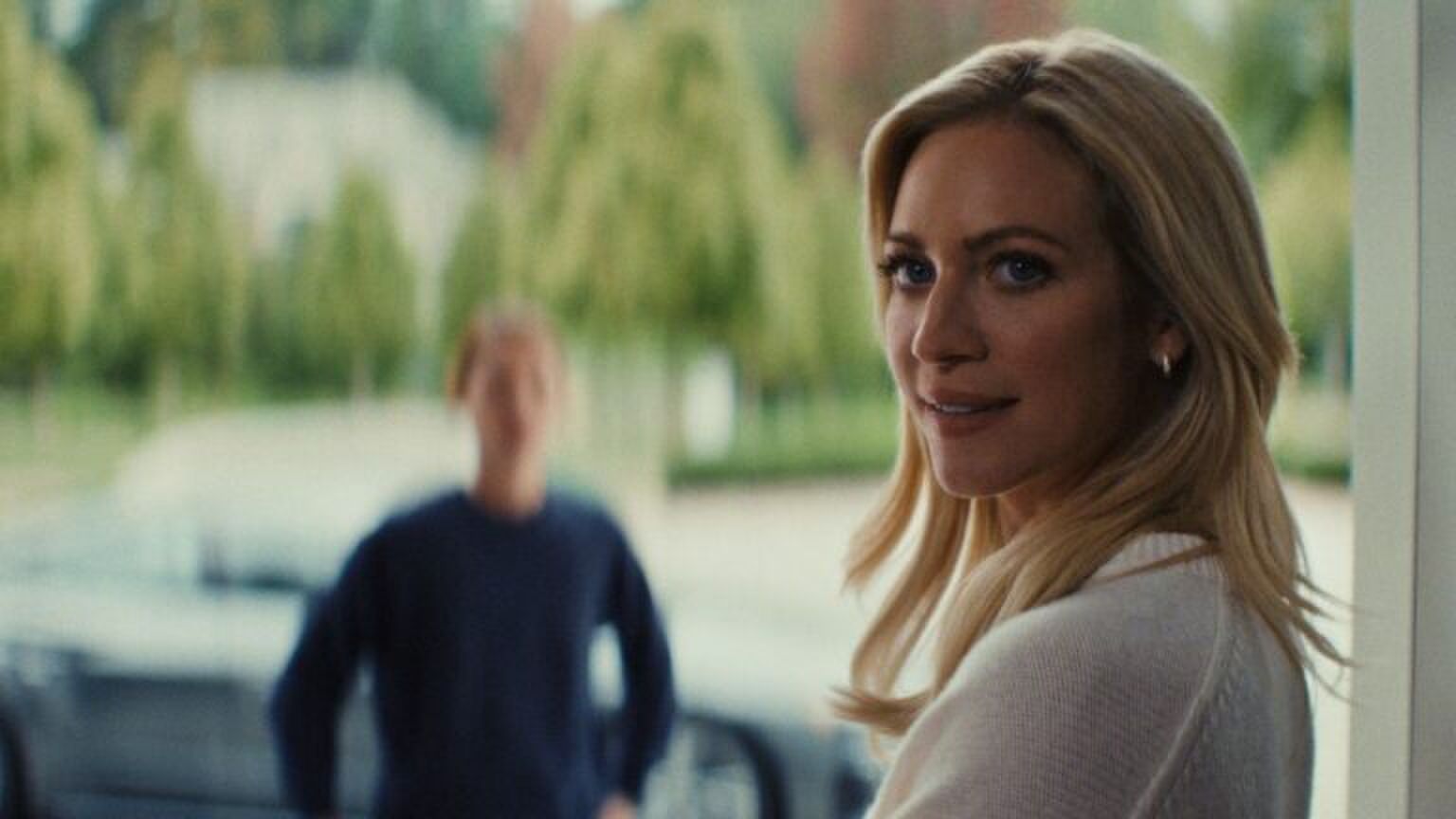 Still uit The Beast in Me.