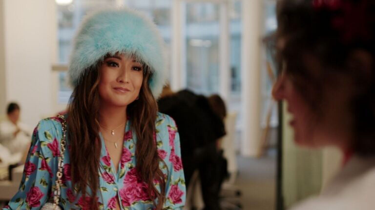 Mindy uit Emily in Paris.