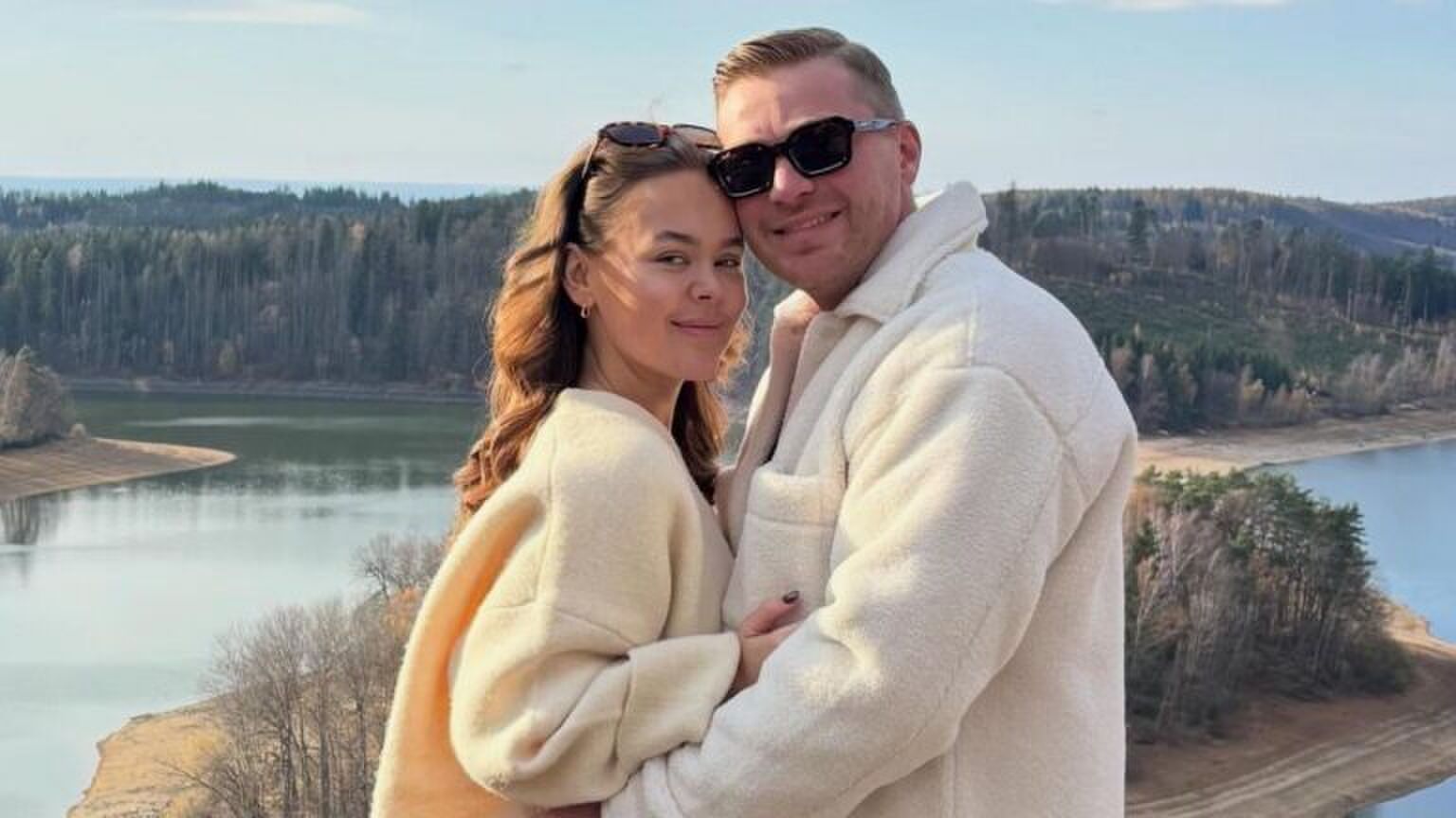 Foto van Danique en Danile uit B&B Vol Liefde.