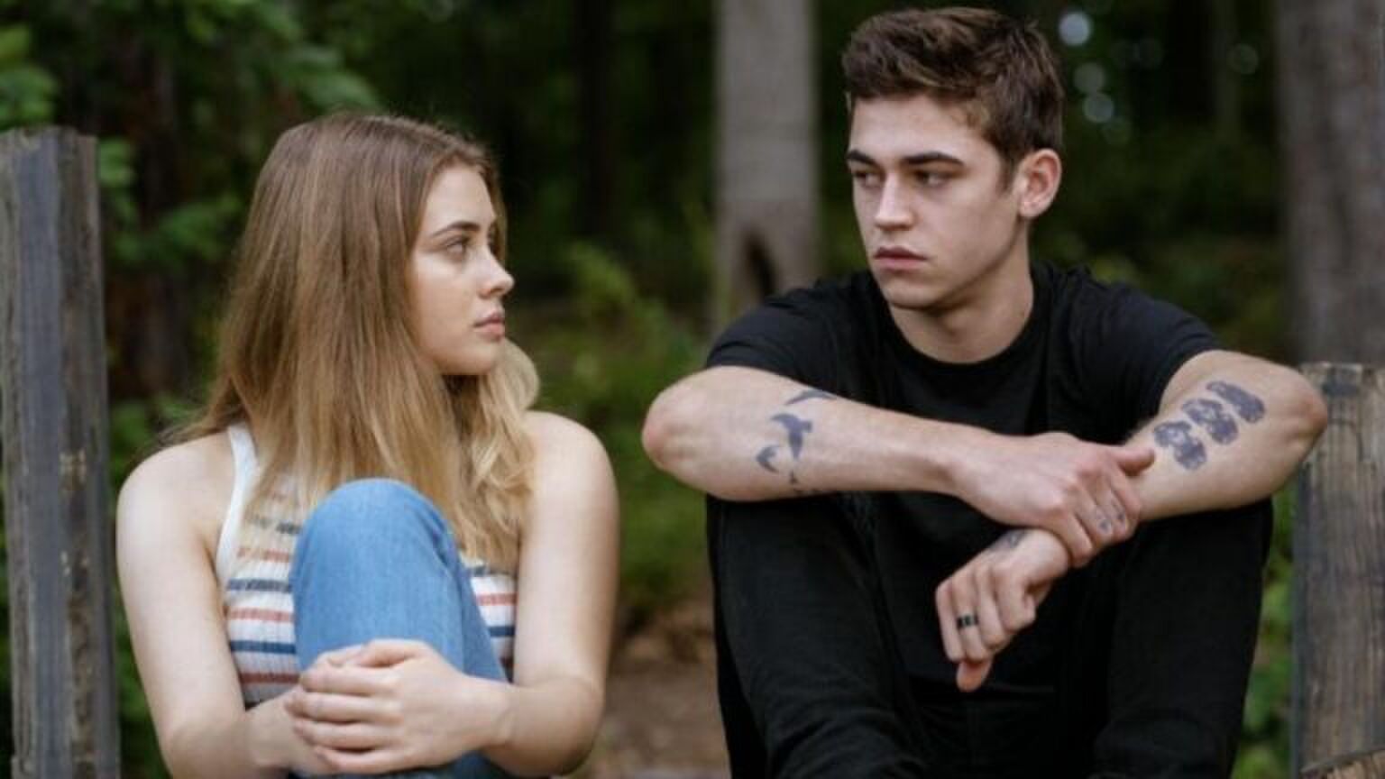 Foto van de twee hoofdpersonages in de film: After.