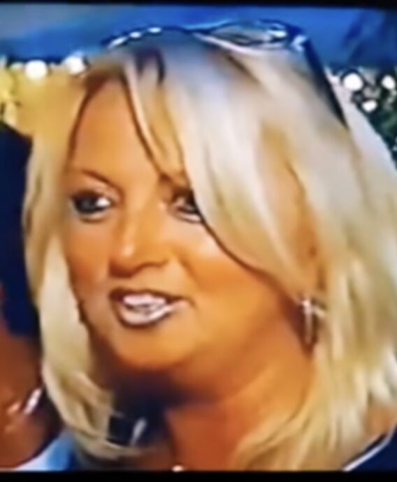 Een foto van vroeger van Monique Hansler.