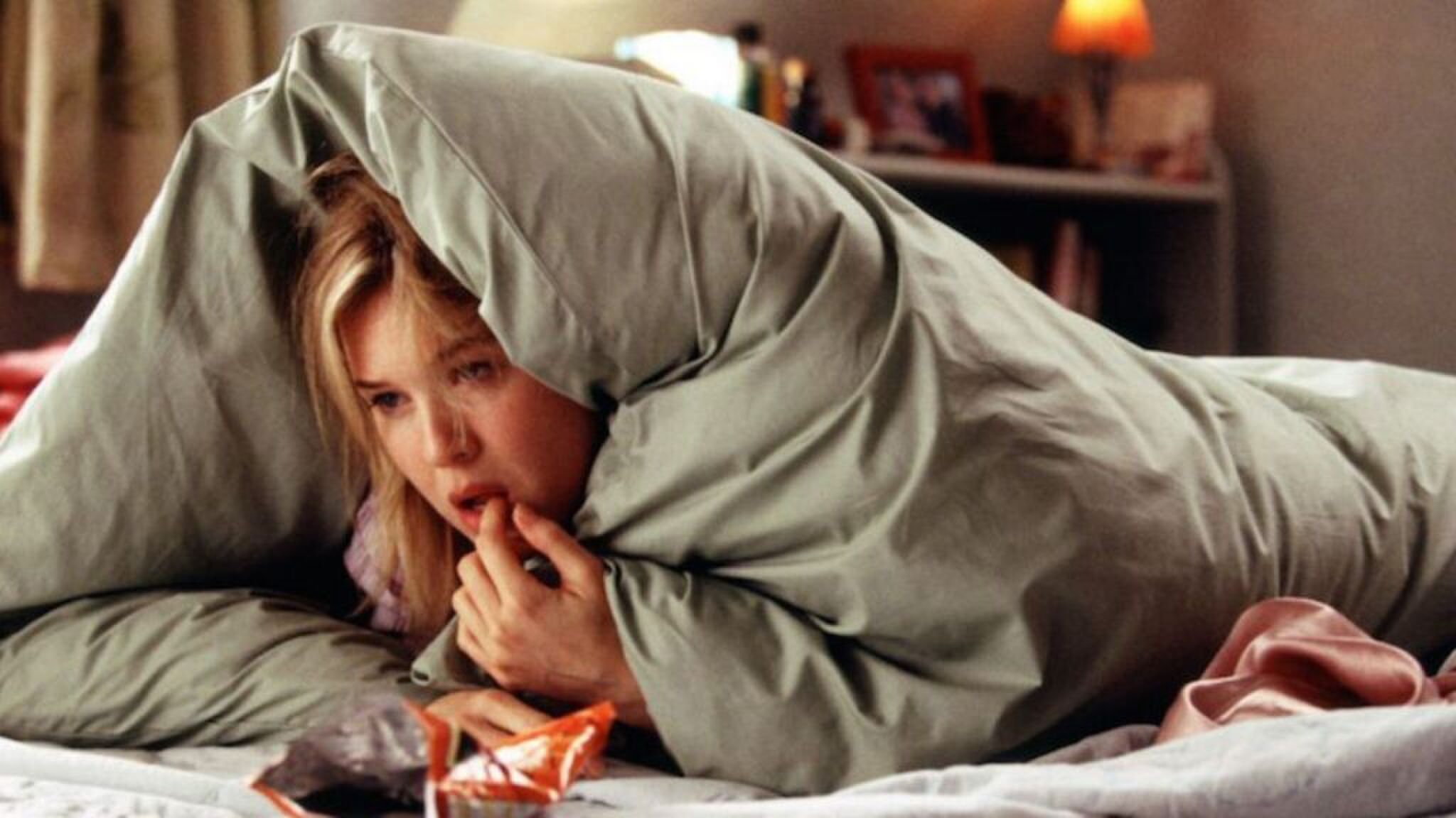 Bridget met een deken over haar heen.