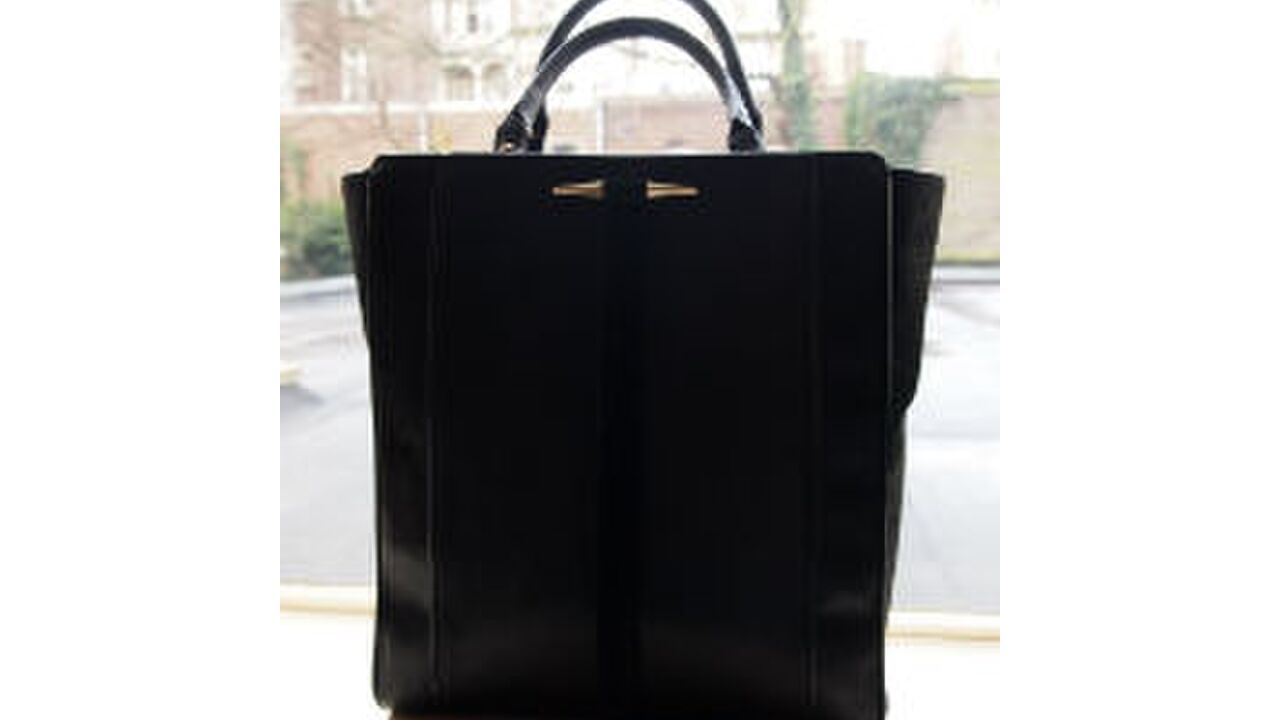 Illustratie voor: Show your bag: Danique