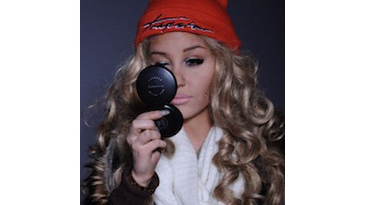 Illustratie voor: Amanda Bynes’ make-over