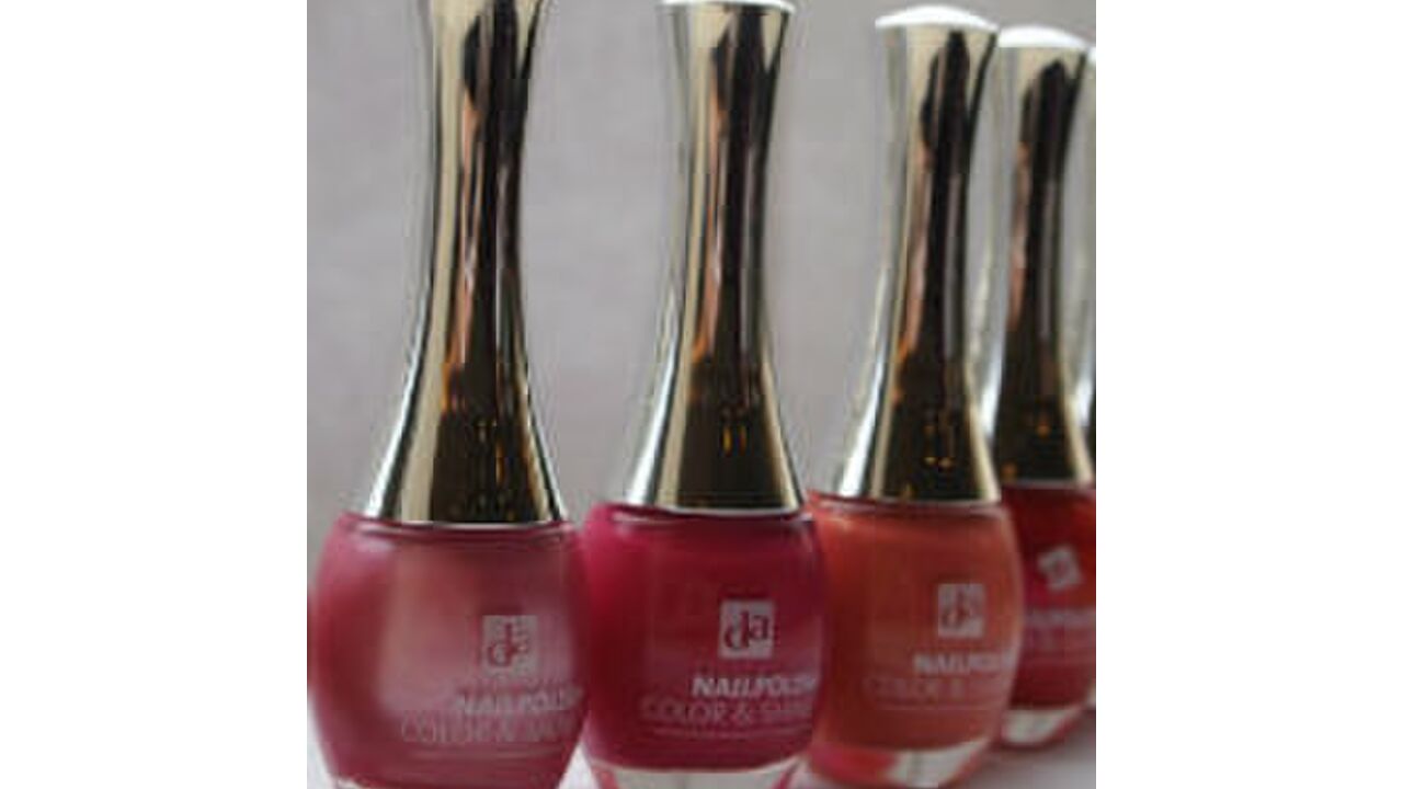 Illustratie voor: DA nagellaksetjes limited edition