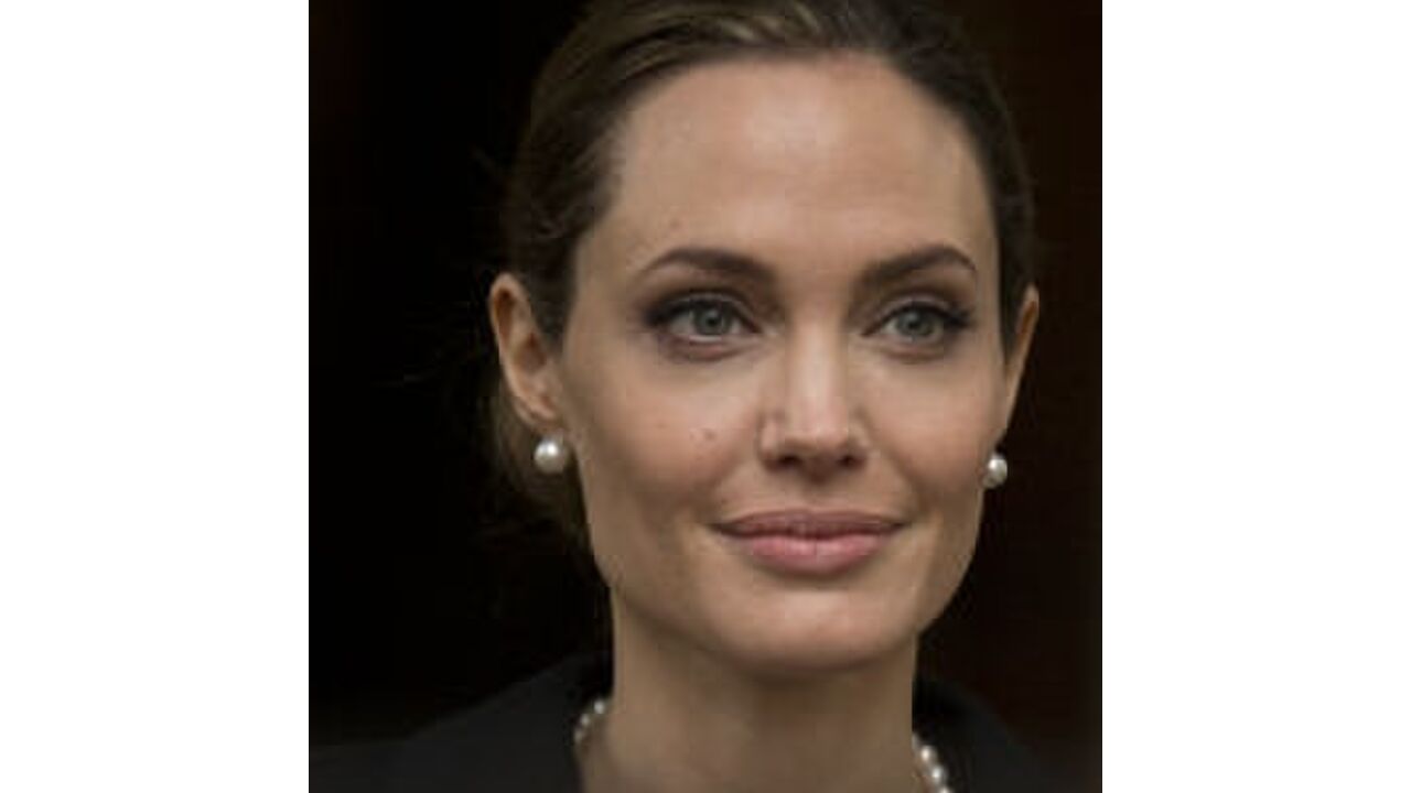 Illustratie voor: Angelina Jolie en haar moedige beslissing