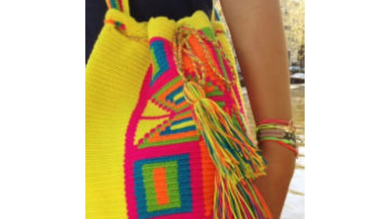 Illustratie voor: Win: Ibiza tas & 4EVER WITH EVERYONE armbanden [afgelopen]