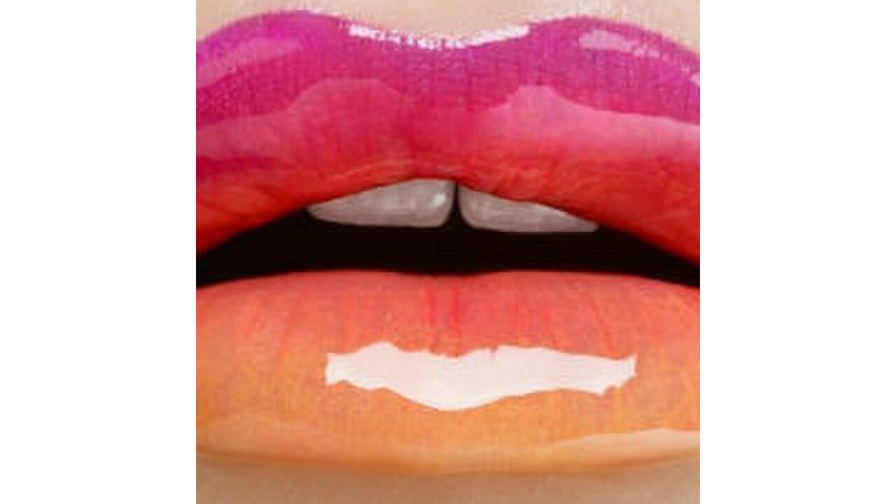Illustratie voor: Hot or Not? Ombré lippen