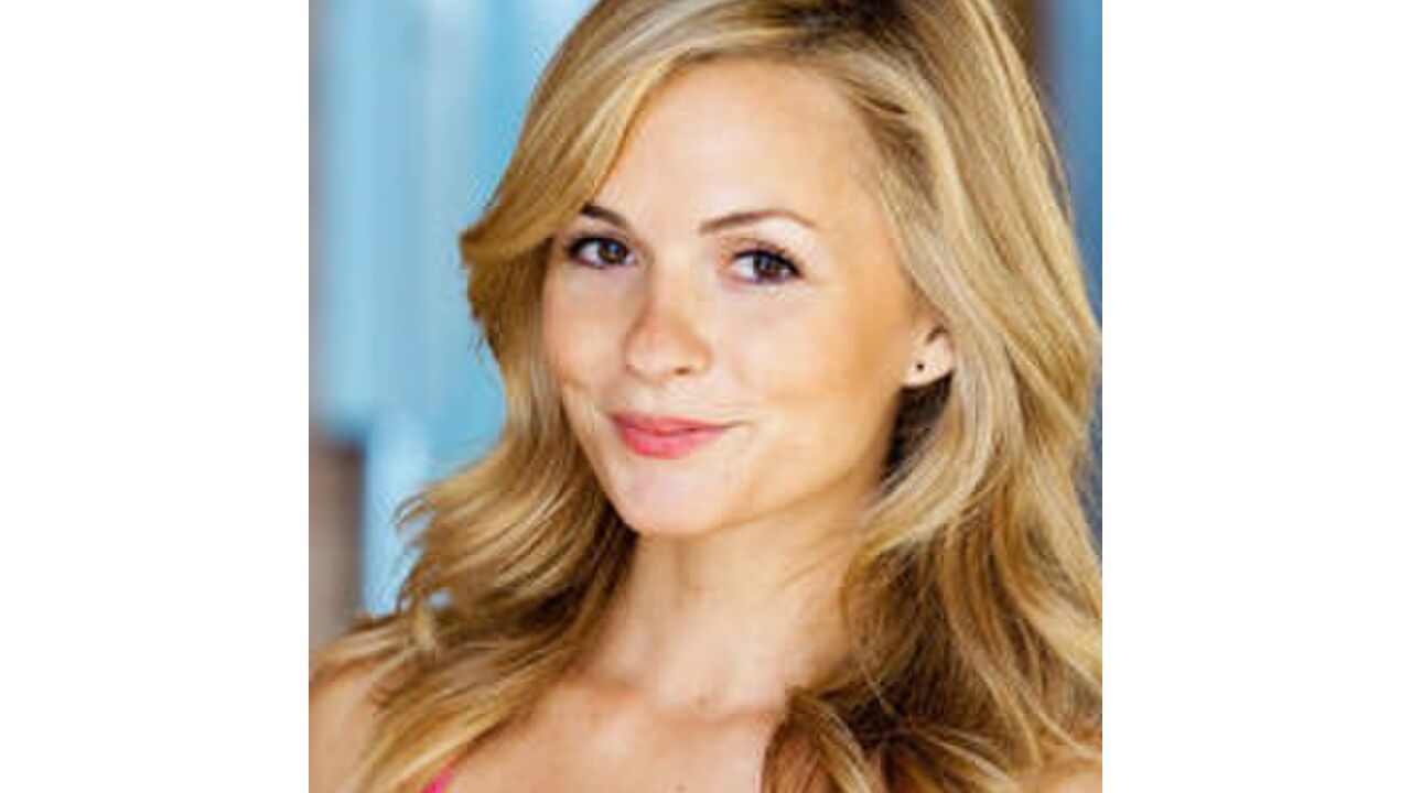 Illustratie voor: Samantha Jones in ‘The Carrie Diaries’!