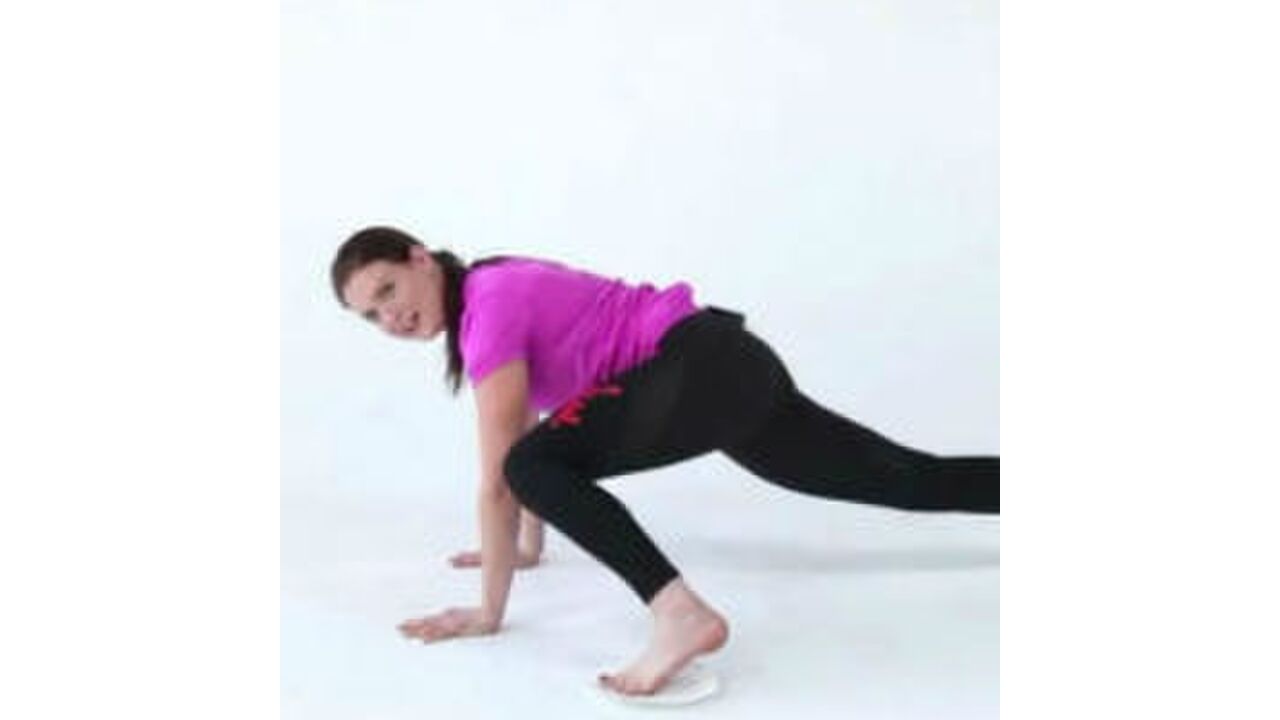 Illustratie voor: Complete workout met papieren bordjes!