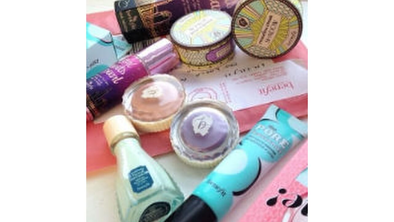 Illustratie voor: Girlscene zoekt: jouw favo beautyproducten!