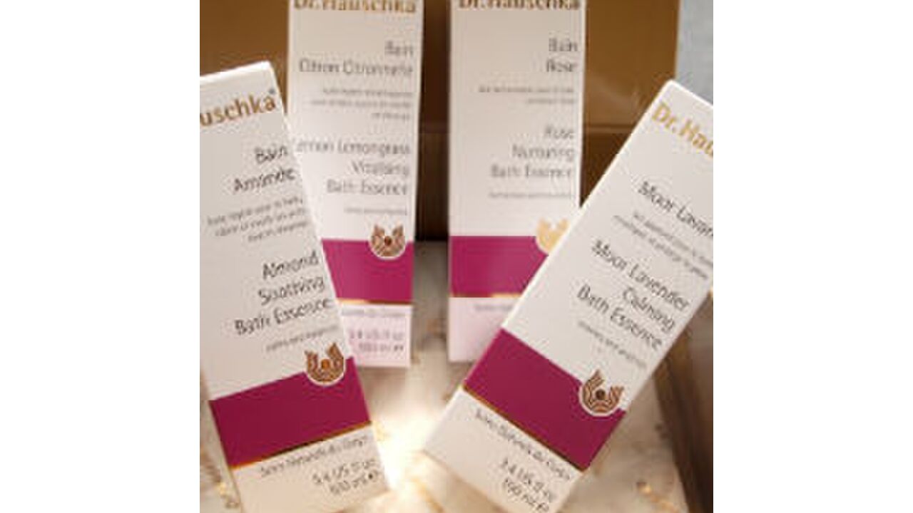 Illustratie voor: Test: Dr. Hauschka Badproducten