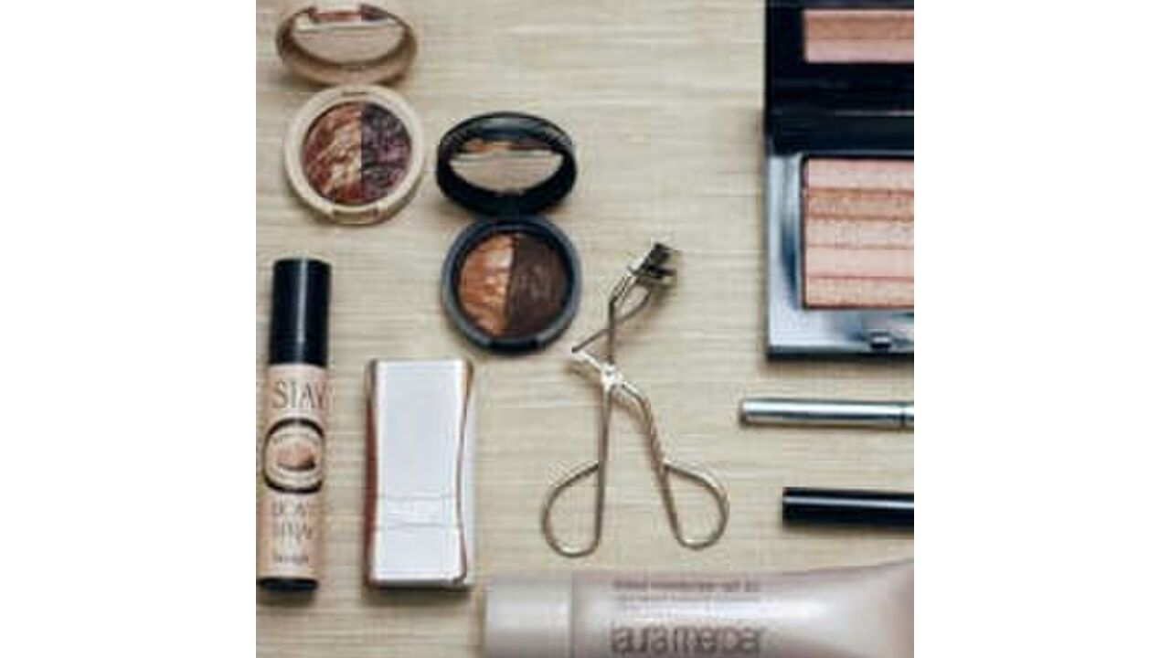 Illustratie voor: De favoriete beautyproducten van: Renée