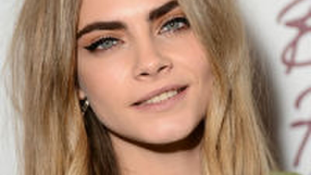 Illustratie voor: Bizar: Wenkbrauwtransplantatie voor Cara Delevingne brows