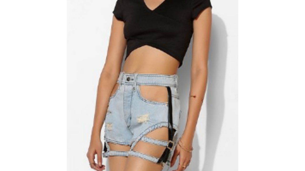 Illustratie voor: Yay or nay: cut out shorts
