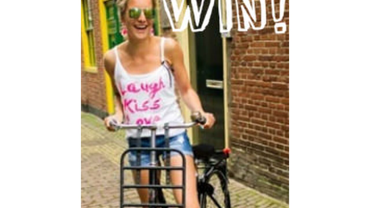 Illustratie voor: Win: €150 shopping money bij YourOwnStylist.nl