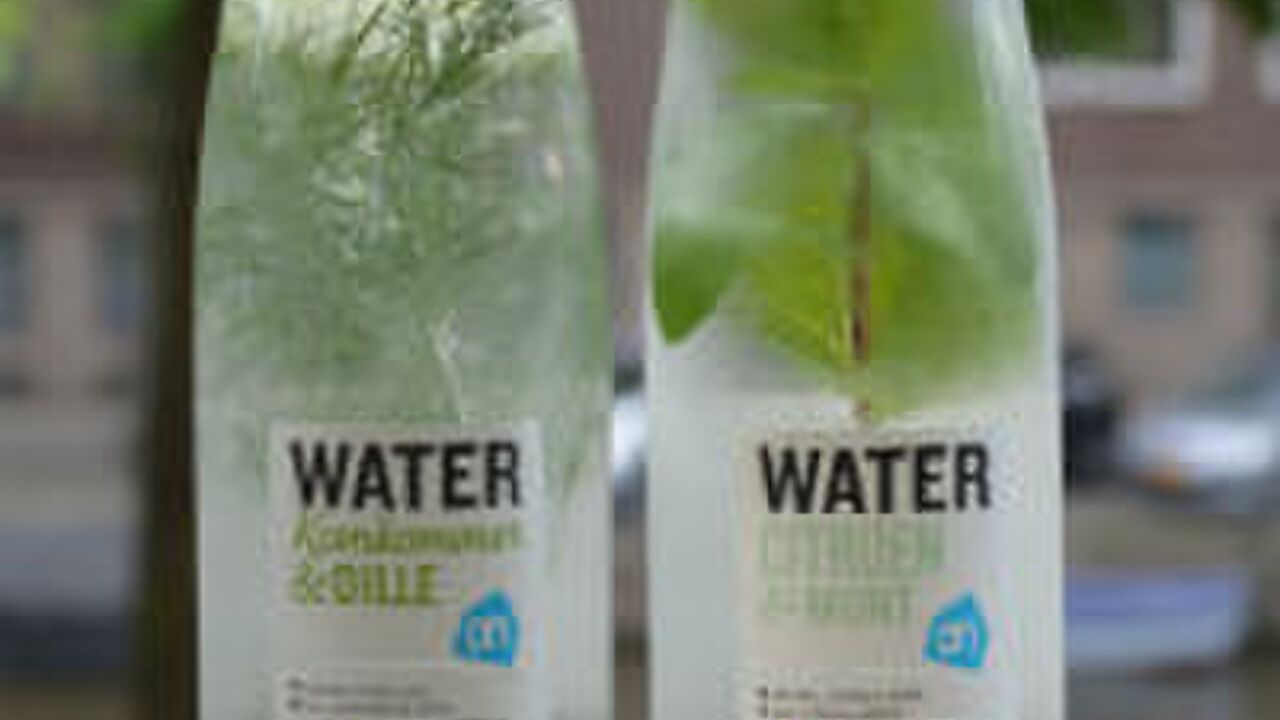 Illustratie voor: Hip en trendy: water met een smaakje