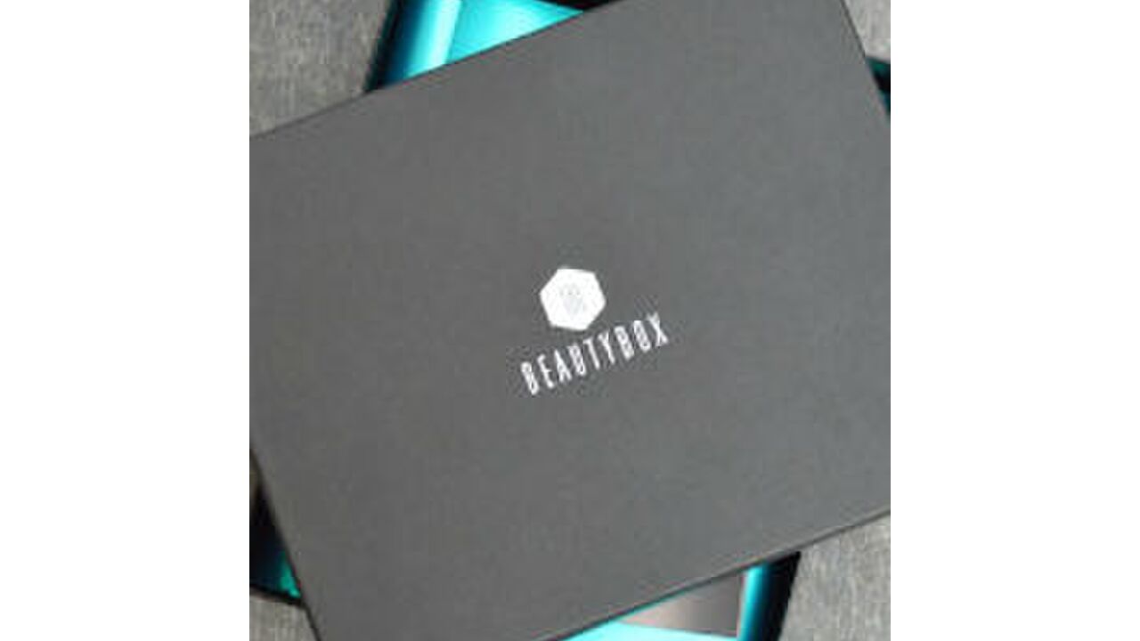 Illustratie voor: Unboxing: Beautybox mei