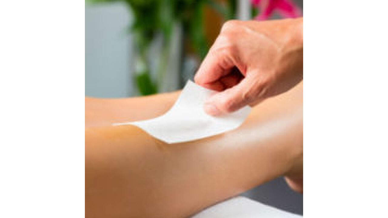 Illustratie voor: Wow: beautysalons waxen nu ook 9-jarige meisjes