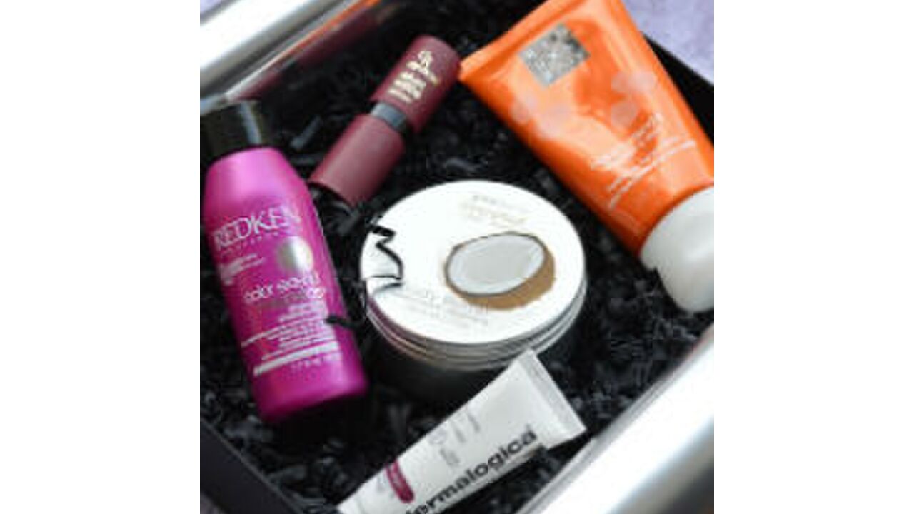 Illustratie voor: 5 beauty musthaves van de maand oktober